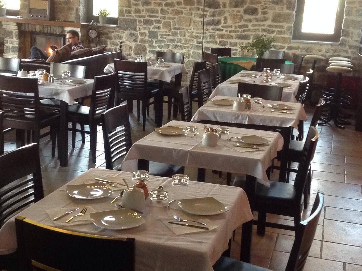 Arhontiko Parnona Hotel Karyes Екстериор снимка